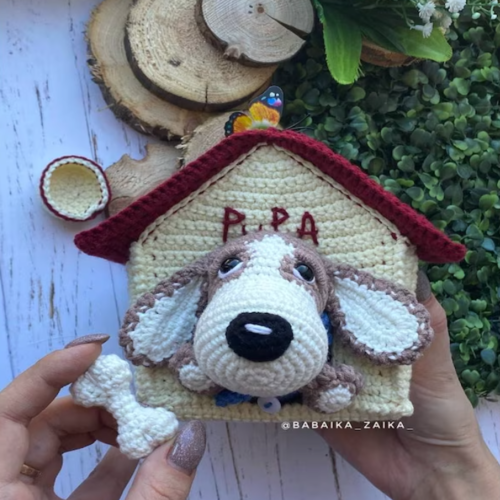 PDF Crochet pattern Basset Dog in a House